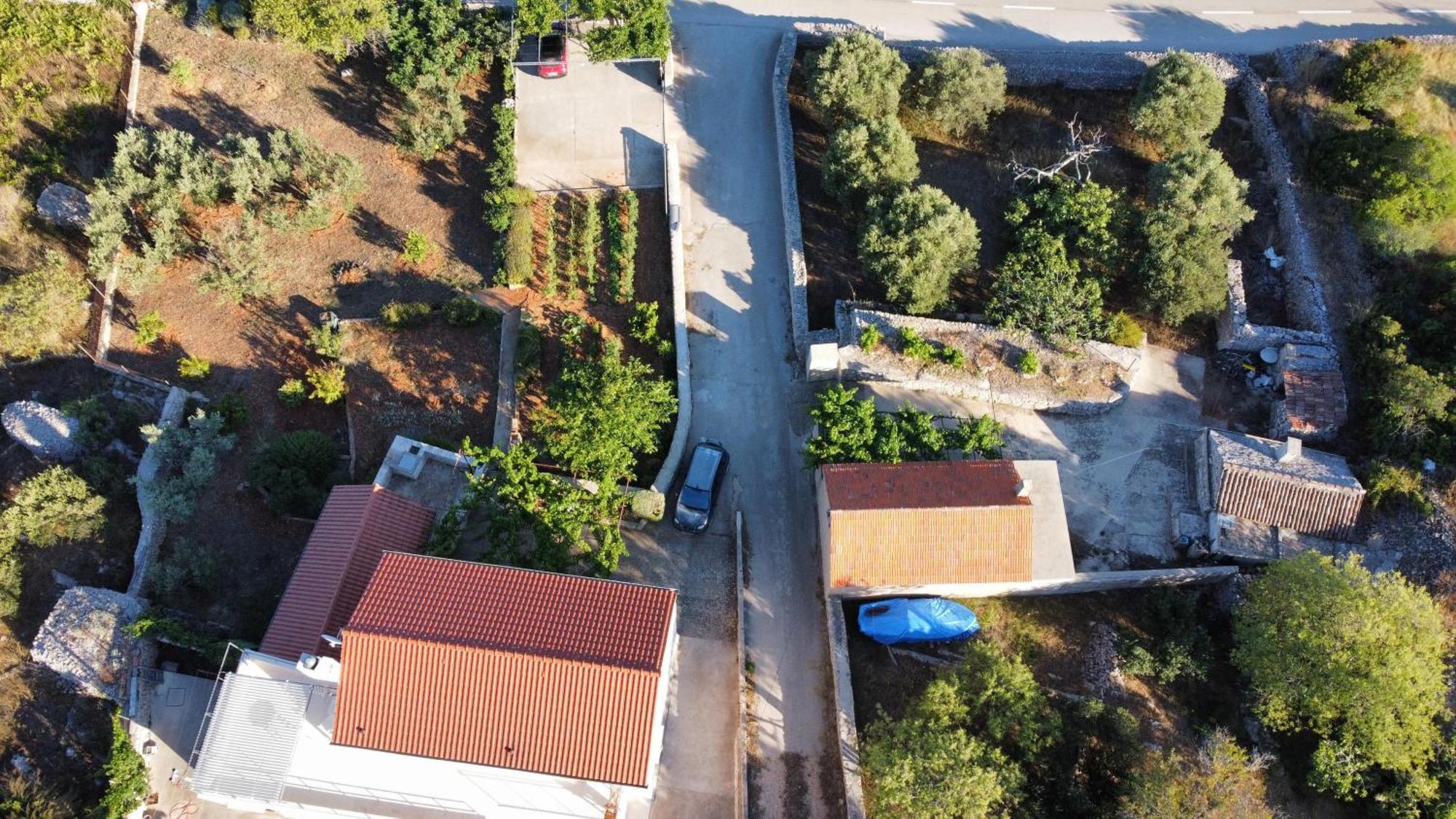 Betini Apartments - Authentic Island Escape คอมีชา ภายนอก รูปภาพ